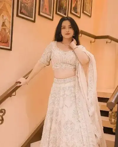 Escort Alirajpur